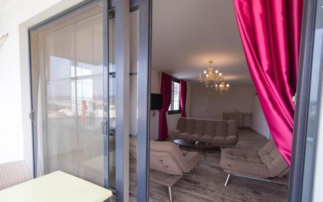 Deniz Otel