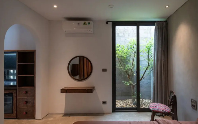 Deja vu house