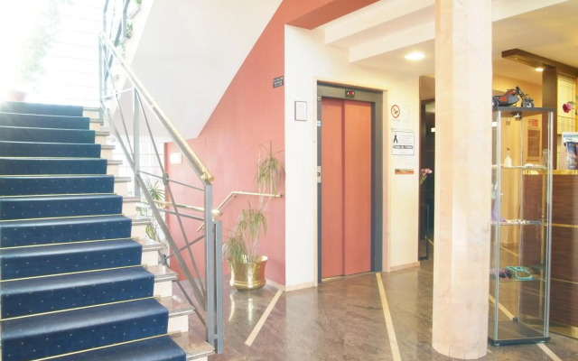 Hotel Maxim