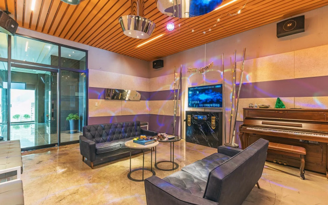 Namhae Lounge 32 Resort B