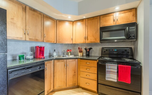 AOC Suites - Heart of Downtown  Condo