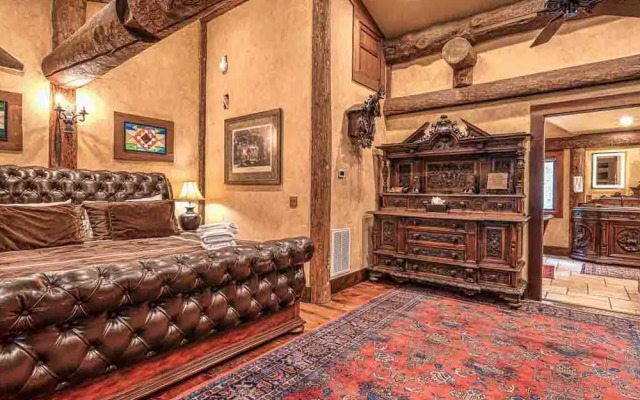 Forge Lake Lodge in Topton