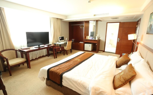 Royal Crown Hotel – Guest Rooms – Qingyuan