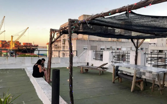Hostal MVD Port