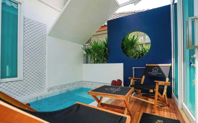 The Seaton House Phuket