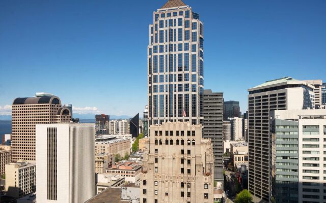 Coast Seattle Downtown Hotel by APA