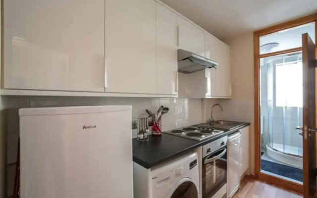 Eson2 - The Martlett Court Residence I