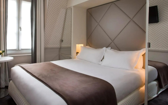 Hotel Longchamp Elysees