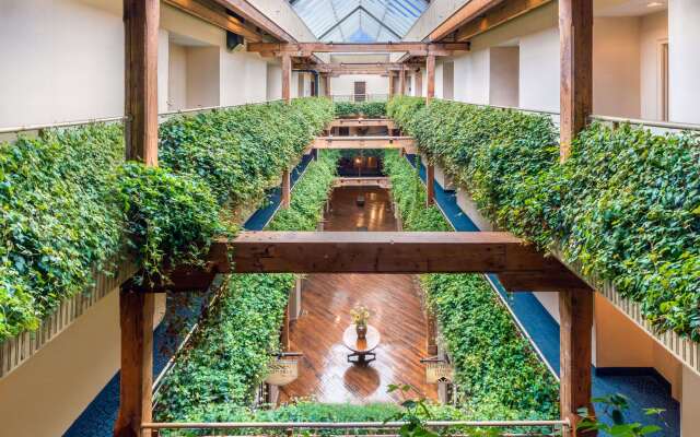 Hawthorn Extended Stay by Wyndham Rome