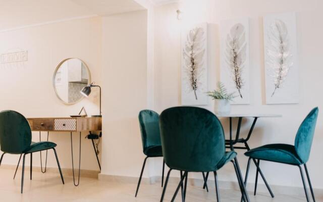 Best House, Central Luxury Apartment, Agiou Nikolaou, Patra
