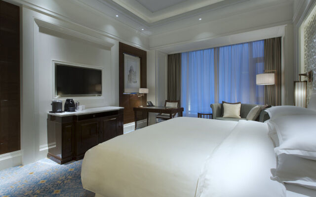 Sheraton Grand Wuhan Hankou Hotel