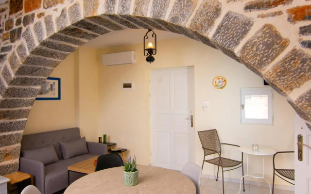 Lilas Traditional Maisonette