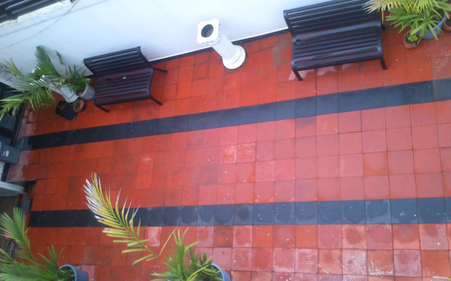 Makam Residency