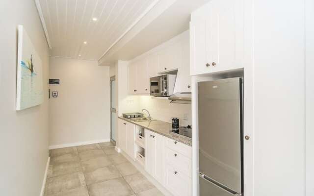 Fork West Apartments - Top Floor 6