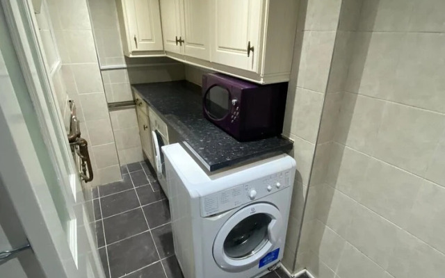 Beautiful House in SE London With a Huge Garden