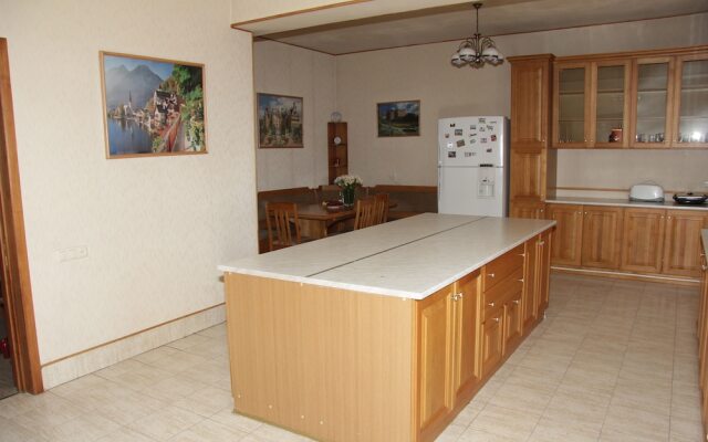 Rafael Hostel