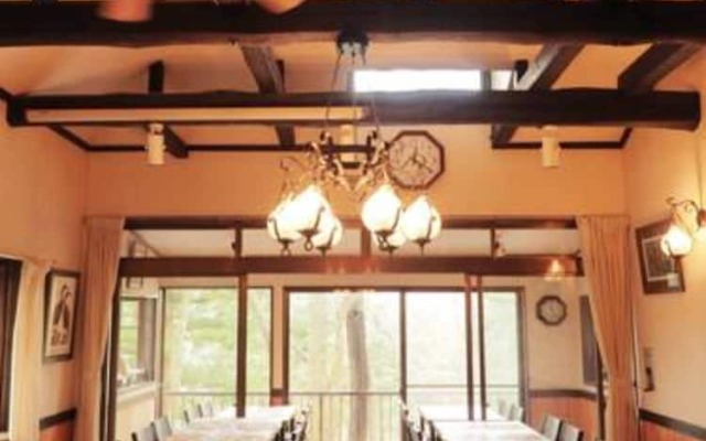 Gableview Forest Inn