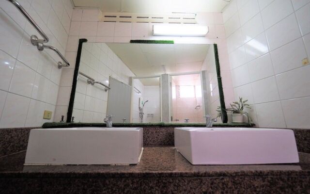 Rang Kha Mhin Home Stay