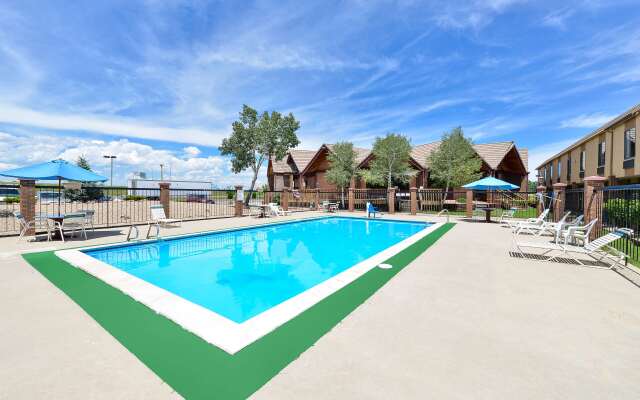 Americas Best Value Inn & Suites Ft. Collins E at I-25