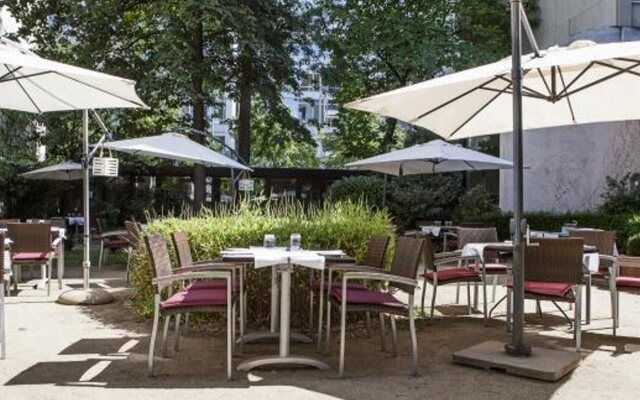 Savigny Hotel Frankfurt City