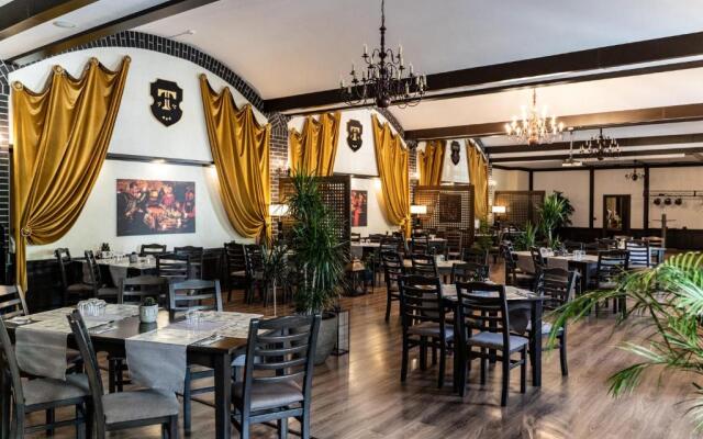 Hotel Trotus