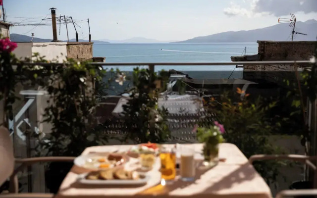 Hotel Jonian