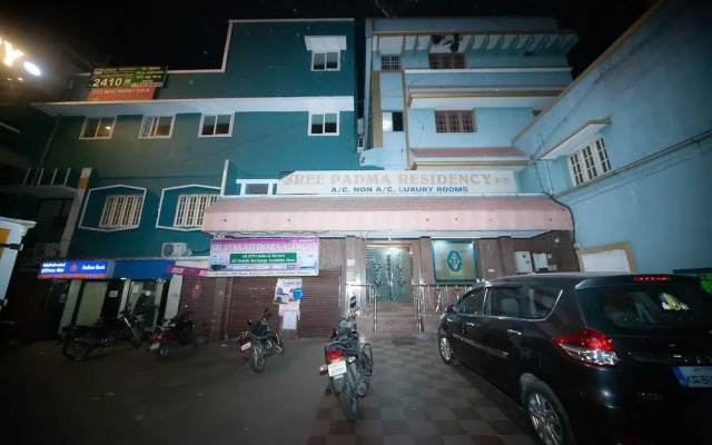 SPOT ON 30656 Sree Padma Residency
