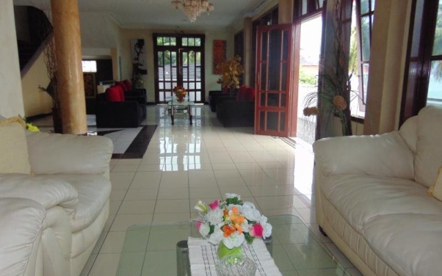 Formerly Reddoorz Plus @ Tirta Kencana Hotel – Lobby – Ambon
