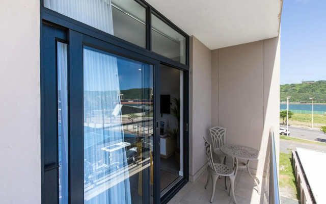 uSHAKA WATERFRONT - HARBOUR HEADING HIDEAWAY