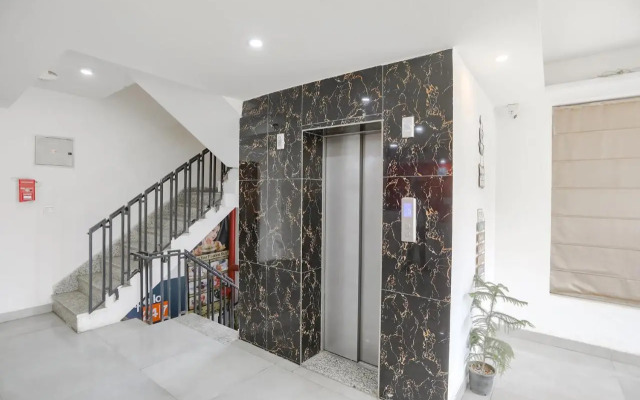 FabHotel F9 Sector 19