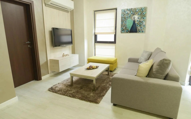 Noris Apart with Garage