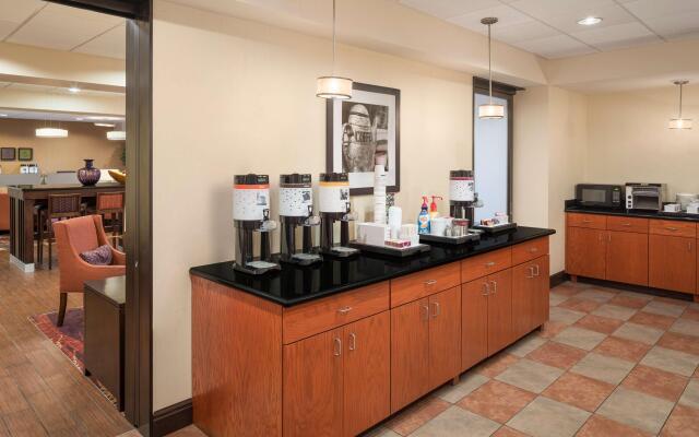 Hampton Inn Belle Vernon