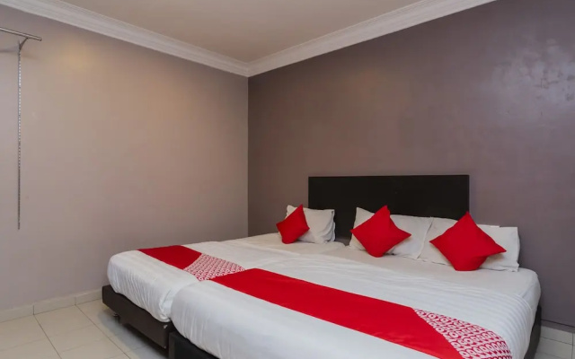 Golden Horse Hotel by OYO Rooms