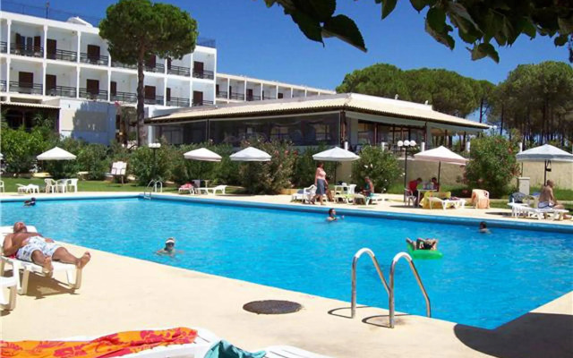 Irinna Hotel