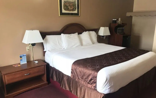 Shamrock Motel