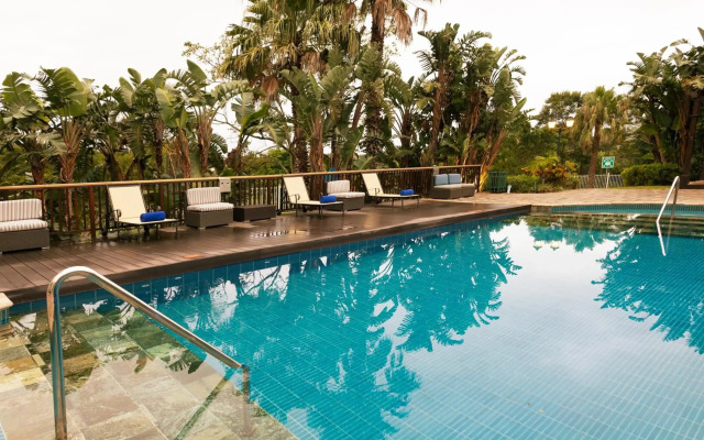 Hemingways Hotel