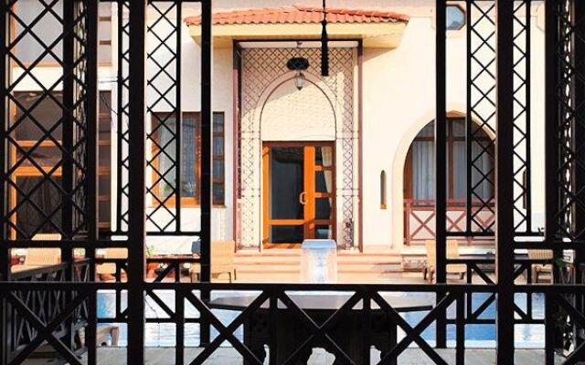 Perchem Hotel