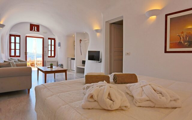 Oia Mare Villas