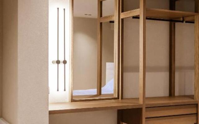 Sevasti Seaview Suite