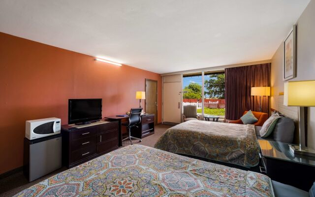 Travelodge by Wyndham Oakley