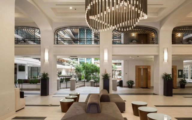 Embassy Suites by Hilton Anaheim North