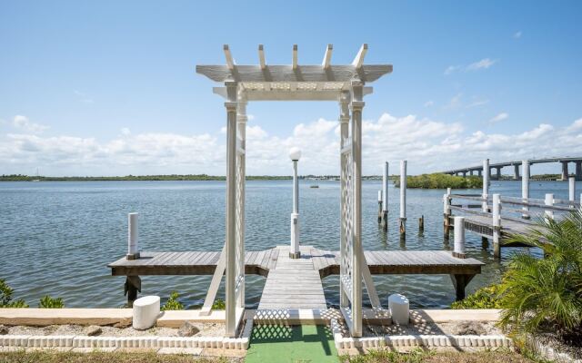 Intercoastal Dreams 201