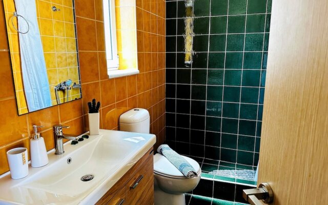 Cozy Snuggle- 2min To Beach, 6min Walk To Old Town