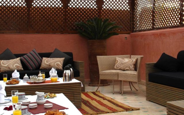 Riad Le Perroquet Bleu