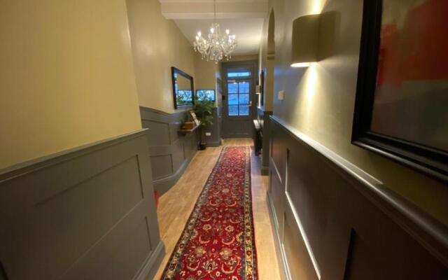 Irvine Guest House