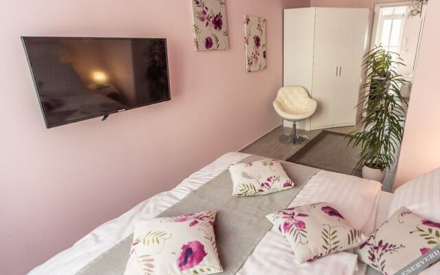 Bp Design Hotel & Apartman