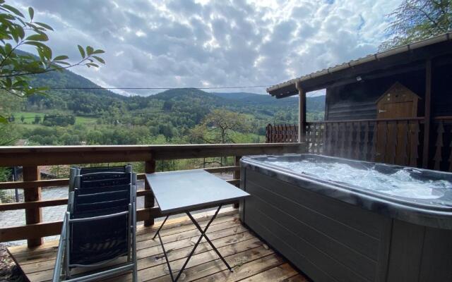Chalet du Faubourg & Jacuzzi privatif