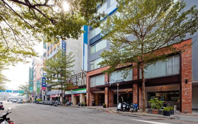 Taiwan Pavilion line 53