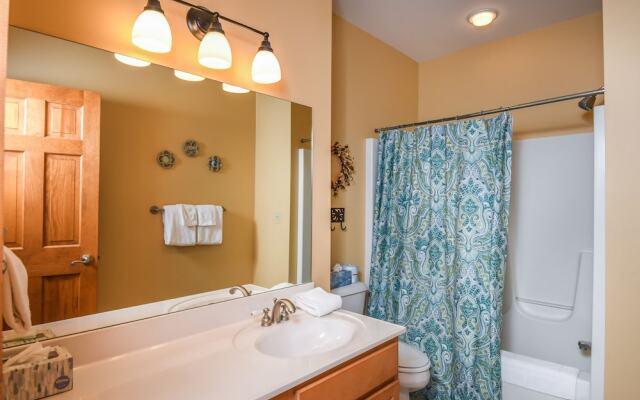 Pinehaus Chalet 4 Bedroom House