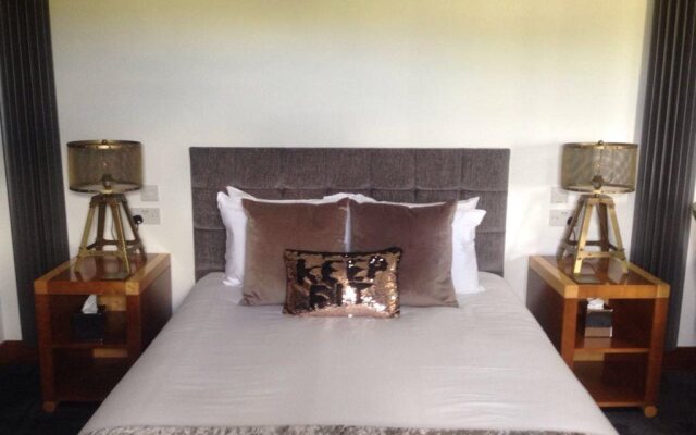 Rocksley Inn